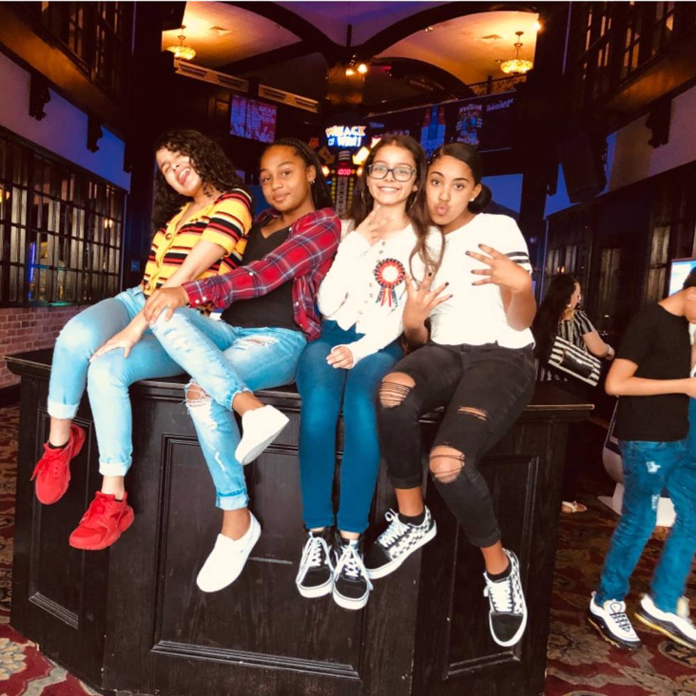 Meet your Posher, Xiomara